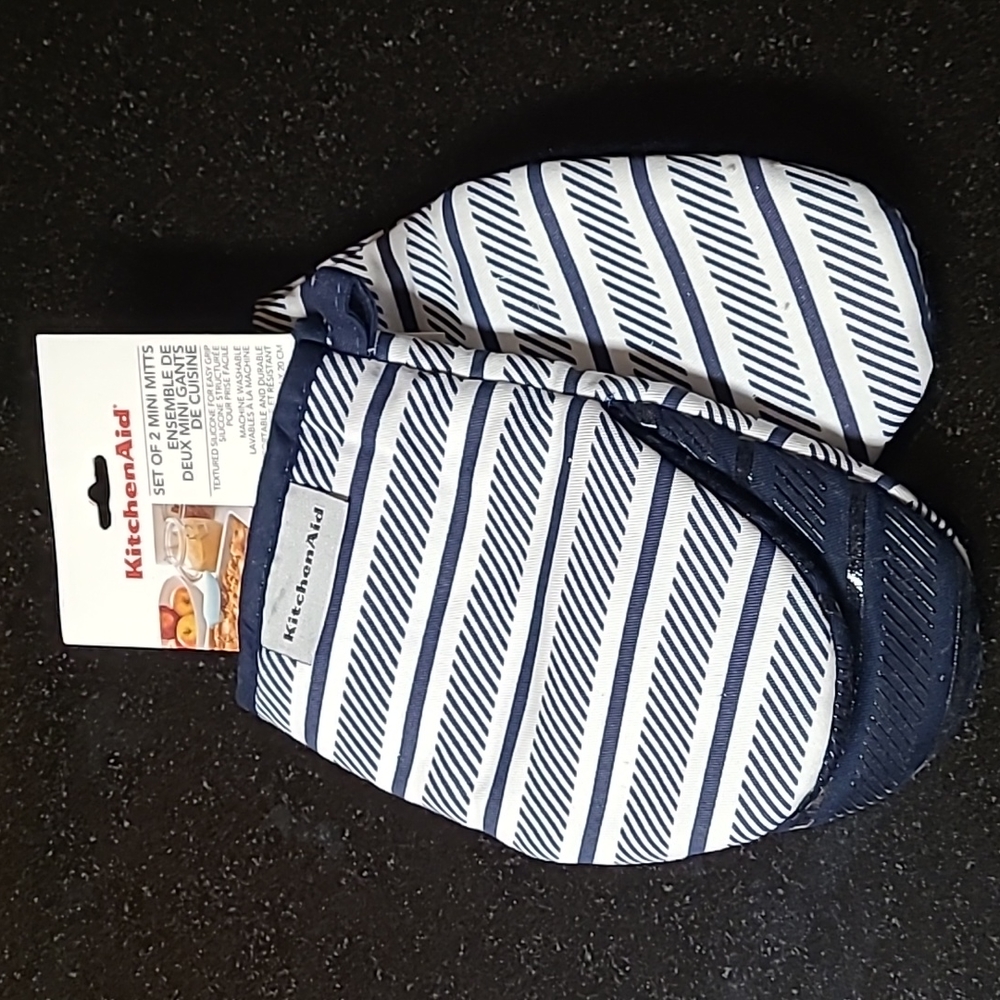KitchenAid Mini Mitts